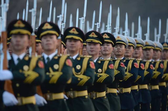 致敬，最可愛(ài)的人